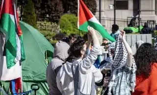 Imagen Protestas estudiantiles contra la guerra en Gaza se extienden por todo EU 