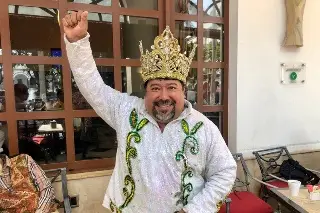 Imagen 'El Beba' levanta la mano para ser rey del Carnaval de Veracruz 2024