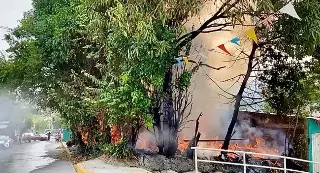 Imagen Se incendia casa al norte de Veracruz 