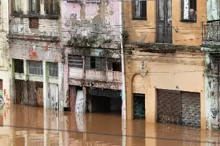 Imagen Ya son más de 100 muertos por inundaciones en Brasil 