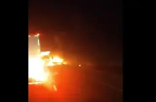 Imagen Van 22 cuerpos arrojados, más vehículos quemados y bloqueos en Zacatecas