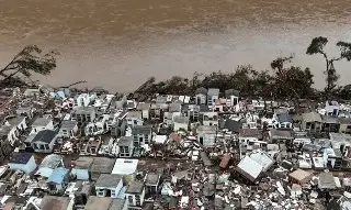 Imagen Suman casi 150 muertos por inundaciones en Brasil 