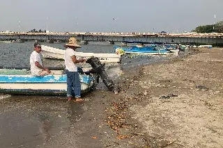 Imagen No es playa, es azolve en Boca del Río