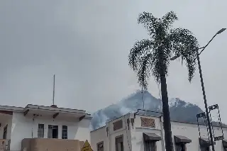 Imagen Incendio forestal amenaza zona urbana de Río Blanco, Veracruz