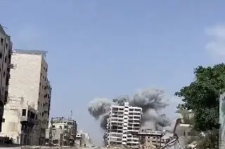 Imagen Israel bombardea posiciones de Hamás en centro de Gaza; mueren 82 personas