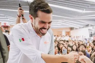 Imagen 'Quiero pedirte una cosa, ya no dividas el voto': Estudiante de Xalapa a Jorge Máynez 