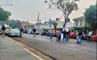 Imagen Vecinos acusan que llevan un mes sin agua en colonia de Xalapa, Veracruz 