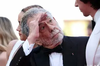 Imagen Ovacionan a Coppola al entrar en escena en Cannes (+Video)