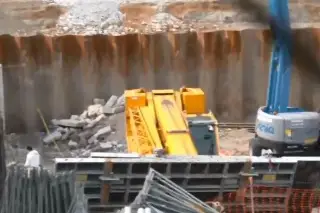Imagen Muere trabajador en obras de Trolebús elevado en CDMX tras caer estructura