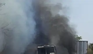 Imagen Se incendia autobús de pasajeros al norte de Veracruz 