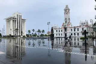 Imagen ¡Llueve en centro histórico de Veracruz! ¿Cómo está tu colonia?