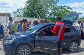 Imagen Intentan linchar y quemar a dos personas al sur de Veracruz; los acusan de 'robachicos'