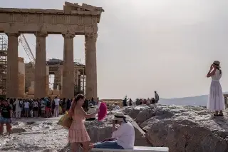 Imagen Aumentan a 6 los turistas muertos y otros desaparecidos por ola de calor en Grecia