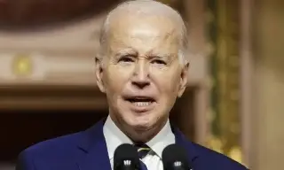Imagen Joe Biden seguir 'hasta el final' mientras se erosiona su apoyo en el Congreso