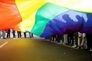 Imagen Comunidad LGBT pide clínica para atender VIH en Veracruz
