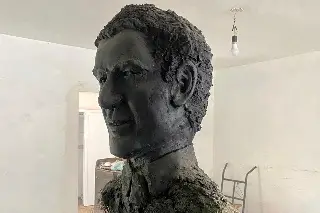 Imagen Colocarán busto del actor y compositor veracruzano Lorenzo Barcelata en Xalapa