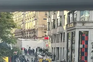 Imagen Un policía herido en ataque con cuchillo en Campos Elíseos de París (+Video)