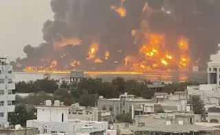 Imagen Israel ataca 'los brazos de Irán' en el bombardeo al puerto yemení de Hodeida