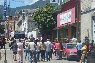 Imagen Ubican 2 vehículos que siguieron al comisario Milton Morales, asesinado en Coacalco