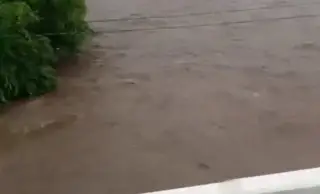 Imagen Reportan desbordamiento del río Palma Sola 