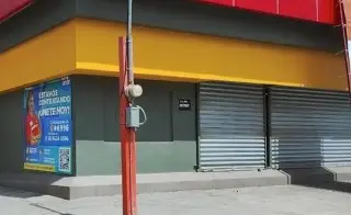 Imagen Pese a reunión con autoridades, tiendas de conveniencia seguirán cerradas en Nuevo Laredo 