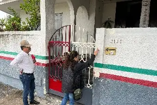 Imagen Impiden paso a colectivo de desaparecidos en Atención a Víctimas de Veracruz