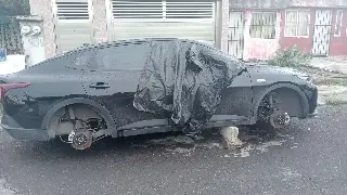 Imagen Se roban llantas de carros particulares en Lomas de Río Medio 4, en Veracruz 