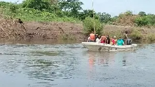 Imagen Familias y autoridades siguen búsqueda de pequeño de 4 años que cayó en río Cotaxtla, Veracruz