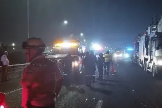 Imagen Hombre muere atropellado al cruzar autopista de Veracruz