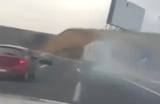 Imagen Se queda sin frenos; conductor evita tragedia en autopista (+Video)