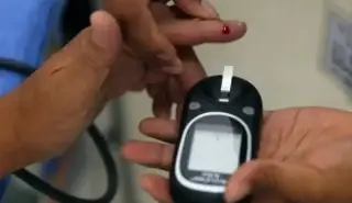 Imagen Alertan que hasta 2 millones de pesos gasta un mexicano que padece diabetes 