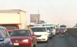 Imagen Así se encuentra la situación en autopista México-Puebla tras varias horas de bloqueo 