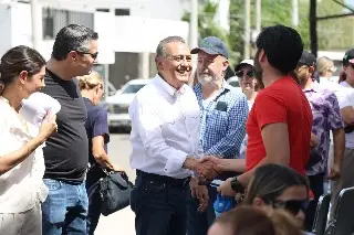 Imagen PRI expulsa a Manlio Fabio Beltrones de su bancada en el Senado 