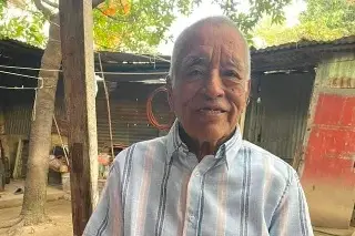 Imagen El abuelito Julio se salió en su triciclo y desapareció en Veracruz