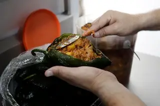 Imagen Chefs mexicanos celebran el chile en nogada, platillo patrio, como patrimonio intangible