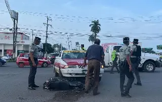 Imagen Taxista embiste a motociclista en Tejería, Veracruz 