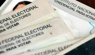 Imagen Invitan a actualizar credenciales de elector de estas secciones en Veracruz 