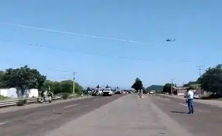 Imagen Tras enfrentamiento, van refuerzos militares a Culiacán; hay 2 muertos