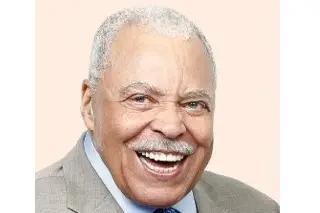 Imagen Muere James Earl Jones, actor que dio voz a Mufasa y Darth Vader