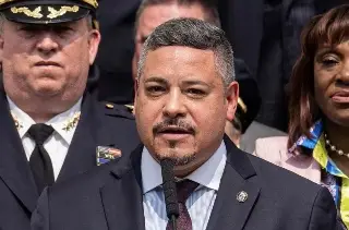 Imagen Renuncia jefe policial de Ciudad de Nueva York en medio de investigación federal