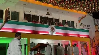 Imagen Celebran tradicional ceremonia del Grito de Independencia en Medellín de Bravo