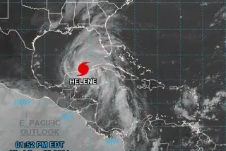 Imagen Huracán Helene categoría 1 así afecta a Cancún con viento y lluvias torrenciales (+Video) 