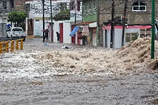 Imagen Esperan nuevo golpe de John en Michoacán o Colima