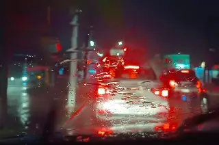 Imagen Varios choques por lluvias en Veracruz; Cruz Roja recomienda tomar precauciones