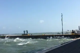 Prevén viento del norte y lluvias para Veracruz este fin de semana; ¿Cuándo se intensificará?