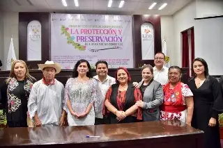 Imagen En Congreso de Veracruz, firman municipios convenios en favor de lenguas indígenas