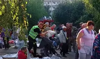 Imagen Dejan 9 muertos ataques rusos contra centro médico al noreste de Ucrania