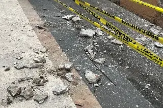 Imagen Cae cornisa en callejón de Veracruz