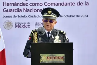 Imagen Rinde protesta comandante interino de la Guardia Nacional