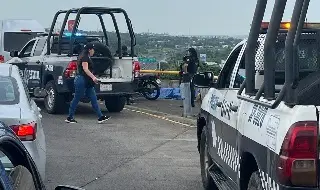 Imagen Motociclista pierde la vida en el puente Río Medio, en Veracruz 